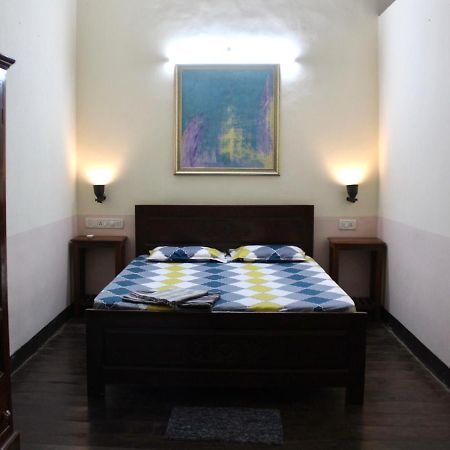 Royal Phoenix Inn ปณชี ภายนอก รูปภาพ