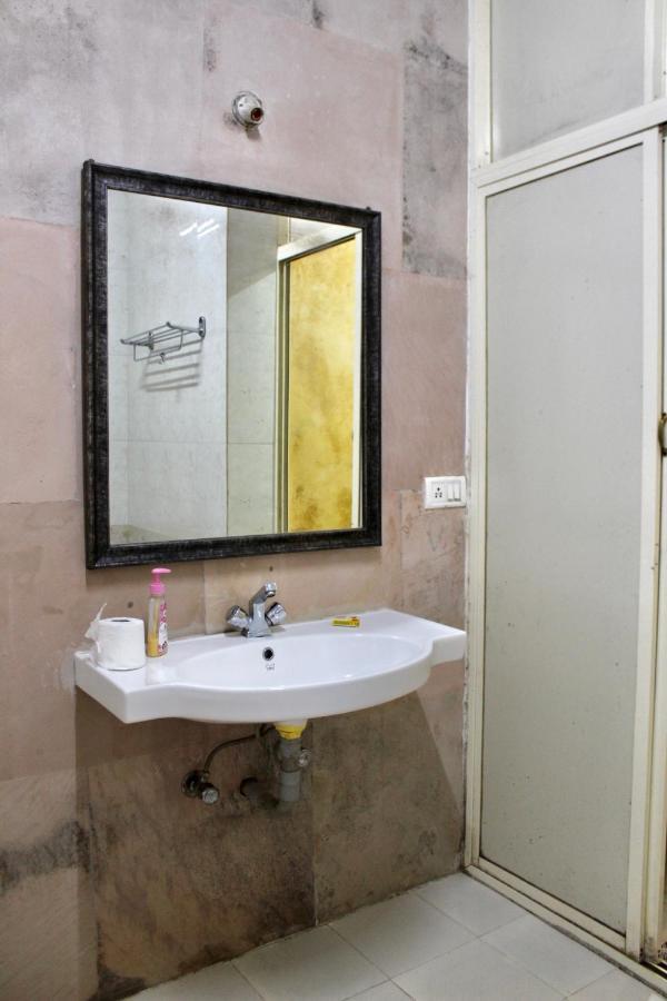 Royal Phoenix Inn ปณชี ภายนอก รูปภาพ